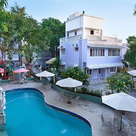Avion Holiday Resort Lonavala Exterior foto