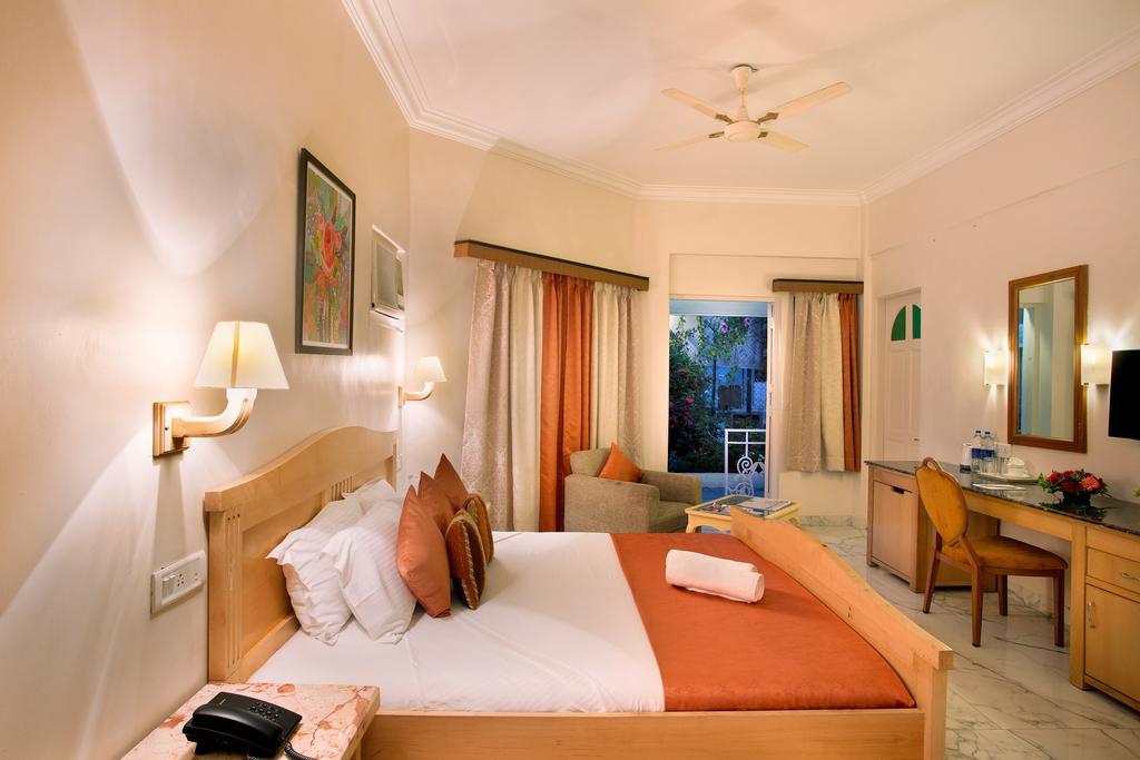 Avion Holiday Resort Lonavala Exterior foto